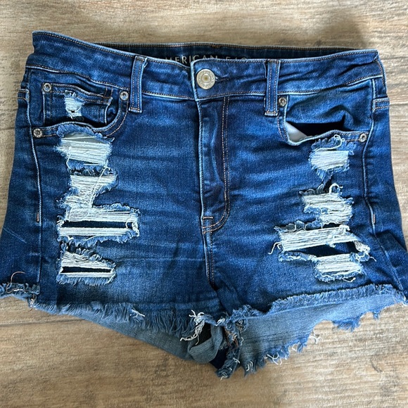 American Eagle Distressed Denim Shorts - Hi Rise Shortie - Next level Stretch - Picture 1 of 3